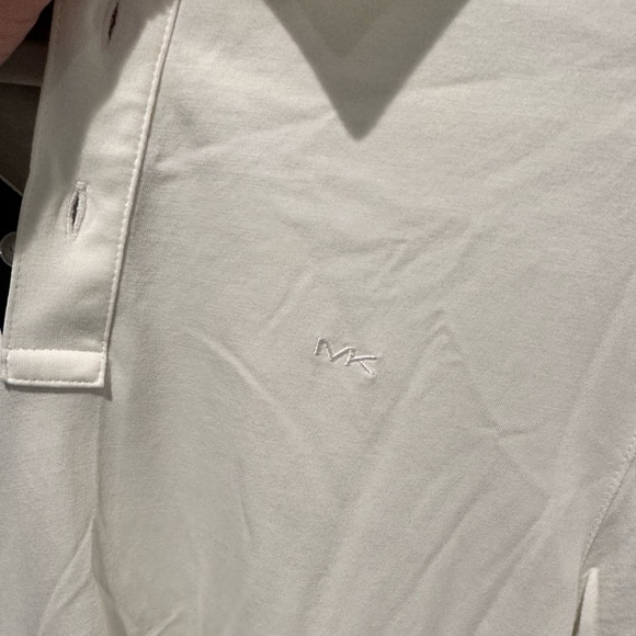 Michael Kors Collared Tee - Picture 2 of 4